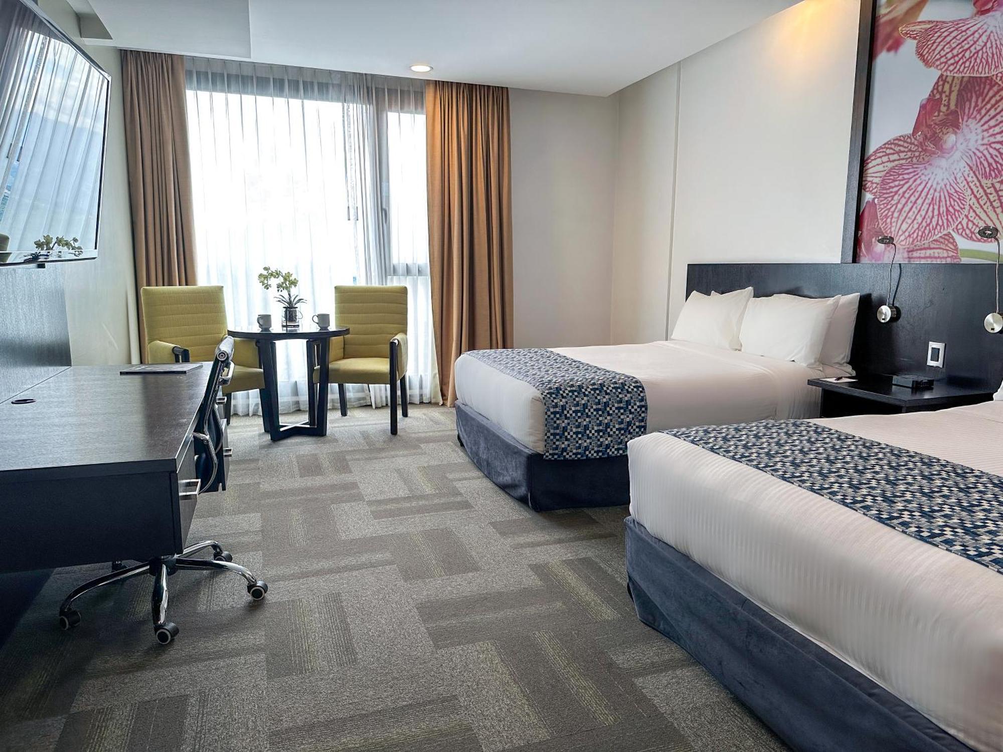 Wyndham Quito Airport Hotel Puembo Exterior photo Deluxe room